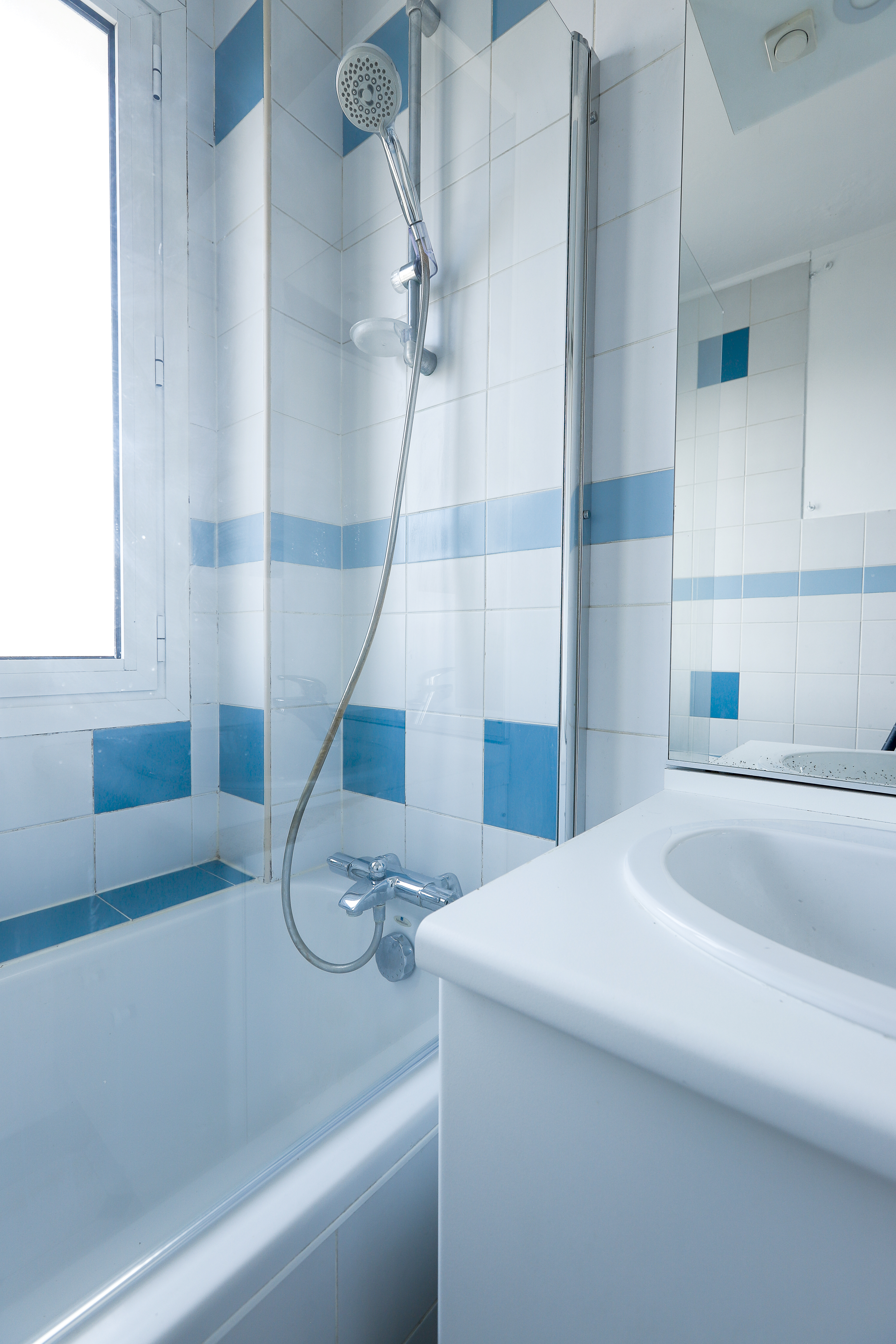 Avant - salle de bain vue